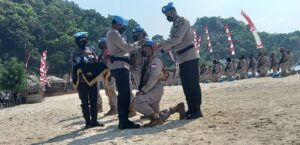 Kadivhubinter Upacara Pembaretan FPU 3 MINUSCA,Jaga Kebanggaan di Pundak Anda dan Merah Putih di Mata Dunia