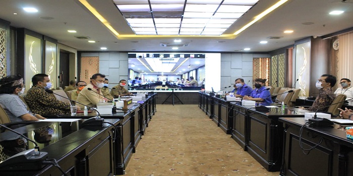 Ketua Komisi V DPRD Provinsi Jawa Barat Abdul Harris Bobihoe mengapresiasi atas kehadiran organisasi VoxPoint yang didominasi oleh anak-anak muda.