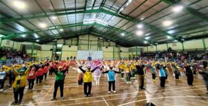 Pemerintah Kota (Pemkot) Bandung bersama Lembaga Lansia Indonesia (LLI) Kota Bandung menggelar Pekan Olahraga Lansia (POR Lansia) Kota Bandung Tahun 2022 di Gelanggang Olahraga (GOR) Pajajaran Bandung, 3-4 Oktober 2022. Kepala Dinas Pemuda dan Olahraga (Dispora) Kota Bandung, Eddy Marwoto mengatakan, POR Lansia bertujuan membuat Lansia semakin gemar olahraga dan semakin sehat untuk membuat lansia lebih produktif. "Kita ingin tidak hanya fokus olahraga prestasi, tapi kita juga mengembangkan olahraga masyarakat termasuk lansia," ujar Eddy saat membuka Pekan Olahraga Lansia (POR Lansia) Kota Bandung Tahun 2022 di Gelanggang Olahraga (GOR) Pajajaran Bandung, Senin 3 Oktober 2022.