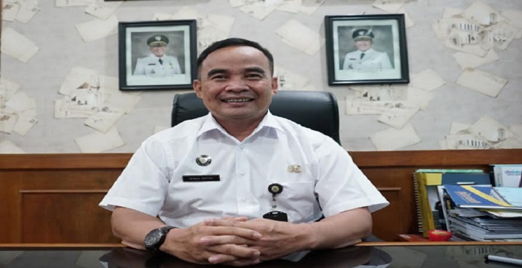 Dinas Kependudukan dan Pencatatan Sipil (Disdukcapil) Kota Bandung akan menggelar pelayanan identitas kependudukan digital di beberapa titik pintu kedatangan Kota Bandung, 27-28 April mendatang. Hal tersebut dalam rangka Implementasi Peraturan Menteri Dalam Negeri Nomor 74 Tahun 2022 tentang Pendaftaran Penduduk Non Permanen. Hal ini juga sekaligus mendata penduduk non permanen di Kota Bandung usai Hari Raya Idulfitri 1444 H. Menurut Kepala Disdukcapil Kota Bandung, Tatang Muhtar, pihaknya akan berkolaborasi dengan Dinas Perhubungan Kota Bandung dan kecamatan dan Kelurahan pada kegiatan Imbauan Simpatik tersebut. "Adapun lokasi Imbauan Simpatik yakni di Terminal Leuwipanjang, Stasiun Kiaracondong, dan Terminal Cicaheum," kata Tatang.