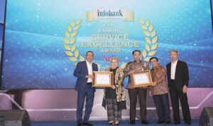bank bjb berhasil menyabet tiga penghargaan dalam ajang Infobank-MRI Banking Service Excellence Recognition 2023. Penghargaan diberikan atas pelayanan prima bank bjb terhadap para nasabah sepanjang 2022. Penghargaan diterima oleh Direktur Konsumer dan Ritel bank bjb Suartini di Shangri-La Hotel, Jakarta Pusat, Selasa 20 Juni 2023.