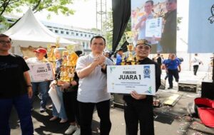 Kecamatan Rancasari berhasil meraih juara umum pada Pawai Kendaraan Hias yang digelar Minggu, 15 September 2024 dengan meraih total poin 92,67 mengalahkan 88 kendaraan hias lainnya. Kecamatan Rancasari hadir dengan kendaraan hias dengan tokoh Grandong besar yang diiringi dengan iringan kebudayaan tradisional. Trofi juara umum diberikan langsung Asisten Pemerintahan dan Kesra Kota Bandung, Asep Saeful Gufron kepada Camat Rancasari, Hamdani.