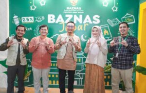 Badan Amil Zakat Nasional (BAZNAS) Provinsi Jawa Barat dan Amal Sholeh menandatangani kerjasama pengembangan ekosistem layanan Zakat. Kerjasama ini untuk memberi kemudahan bagi masyarakat dalam melakukan pembayaran Zakat dan juga dapat menikmati layanan amal sholeh. Kerjasama tersebut ditandatangani oleh Ketua BAZNAS Provinsi Jawa Barat Dr. H. Anang Jauharudin, M.M.Pd., dan CEO Amal Sholeh Irfansyah Riyanto, S.E.