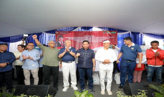 Sebanyak 500 rumah tidak layak huni (Rutilahu) di Kota Bandung mulai direnovasi tanpa menggunakan dana APBN, APBD, maupun BUMN. Program ini merupakan hasil kolaborasi antara Kementerian Perumahan dan Kawasan Permukiman (PKP), Pemerintah Provinsi Jawa Barat, Pemerintah Kota Bandung, dan Yayasan Buddha Tzu Chi Indonesia.