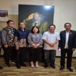 Ketum SMSI Firdaus Bersama Sekjen Makali Kumar Terima Kunjungan Tim KPK untuk Cegah Korupsi di Sektor Usaha Media Siber