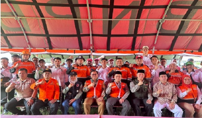 Dalam upaya memperkuat peran relawan dalam pengurangan risiko bencana serta peningkatan layanan terhadap mustahik, BAZNAS Provinsi Jawa Barat menyelenggarakan Rapat Koordinasi Daerah (Rakorda) dan Pelatihan Peningkatan Kapasitas Relawan BAZNAS Tanggap Bencana dan Layanan Aktif Baznas se-Jawa Barat. Kegiatan ini berlangsung selama tiga hari dua malam secara luring di Kabupaten Sumedang. Sebanyak 54 peserta yang merupakan perwakilan dari BAZNAS Tanggap Bencana dan layanan Aktif BAZNAS Kota/Kabupaten se-Jawa Barat mengikuti kegiatan ini dengan antusias. Kegiatan ini sejalan dengan tujuan utama Kerangka Kerja Sendai untuk Pengurangan Risiko Bencana 2015–2030, yaitu mengurangi risiko dan kerugian yang mungkin timbul saat bencana terjadi.