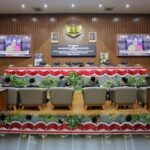 DPRD Kota Bandung menggelar Rapat Paripurna di Ruang Rapat Paripurna, Jalan Sukabumi No. 30 Bandung, untuk mendengarkan Pidato Presiden Republik Indonesia dalam Sidang Tahunan MPR RI serta Sidang Bersama DPR RI dan DPD RI Tahun 2025. Selain itu, rapat juga menjadi momentum penegasan dukungan Kota Bandung terhadap kemerdekaan Palestina melalui pembacaan dan penandatanganan pernyataan bersama. Wali Kota Bandung, Muhammad Farhan, menyampaikan, pemerintah kota akan mendukung penuh program prioritas pemerintah pusat sebagaimana disampaikan Presiden dalam pidato kenegaraan.