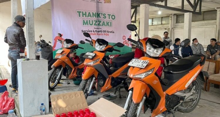 Badan Amil Zakat Nasional (BAZNAS) Provinsi Jawa Barat kembali menunjukkan apresiasinya kepada para muzaki dengan menyelenggarakan kegiatan “Thanks To Muzaki”. Dalam program ini, BAZNAS Jabar berkolaborasi dan PT Pos Indonesia menghadirkan layanan service dan ganti oli gratis bagi 100 orang kurir PT Pos Indonesia melalui bengkel binaan BAZNAS, Z-Auto. Kegiatan ini digelar di Gedung Kantor Pos Processing Center, Jl. Soekarno-Hatta No.558, Kota Bandung, sebagai bentuk kepedulian terhadap para kurir PT Pos Indonesia yang menjadi garda terdepan dalam mendistribusikan berbagai kebutuhan masyarakat, termasuk layanan zakat, infak, dan sedekah (ZIS).