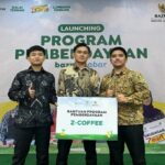 BAZNAS Provinsi Jawa Barat resmi meluncurkan Program Pendayagunaan bertempat di Aula DMI Provinsi Jawa Barat. Dalam momentum ini, BAZNAS Jawa Barat mendapat dukungan program kolaborasi dari BAZNAS Republik Indonesia untuk kemudian disalurkan melalui BAZNAS Kota/Kabupaten di wilayah Jawa Barat. Program ini menyasar sektor ekonomi mikro, baik di perkotaan maupun pedesaan, dengan penerima manfaat perorangan maupun kelompok. Tujuan utama kolaborasi ini adalah memperkuat peran BAZNAS dalam upaya menekan angka kemiskinan serta meningkatkan perhatian masyarakat terhadap lembaga amil zakat sebagai bagian dari solusi kesejahteraan umat.